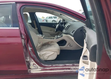 2015 Chrysler 200 Limited z USA, uszkodzony, nr VIN 1C3CCCABXFN664490